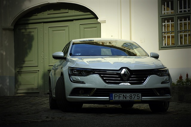 Auto Renault.jpg