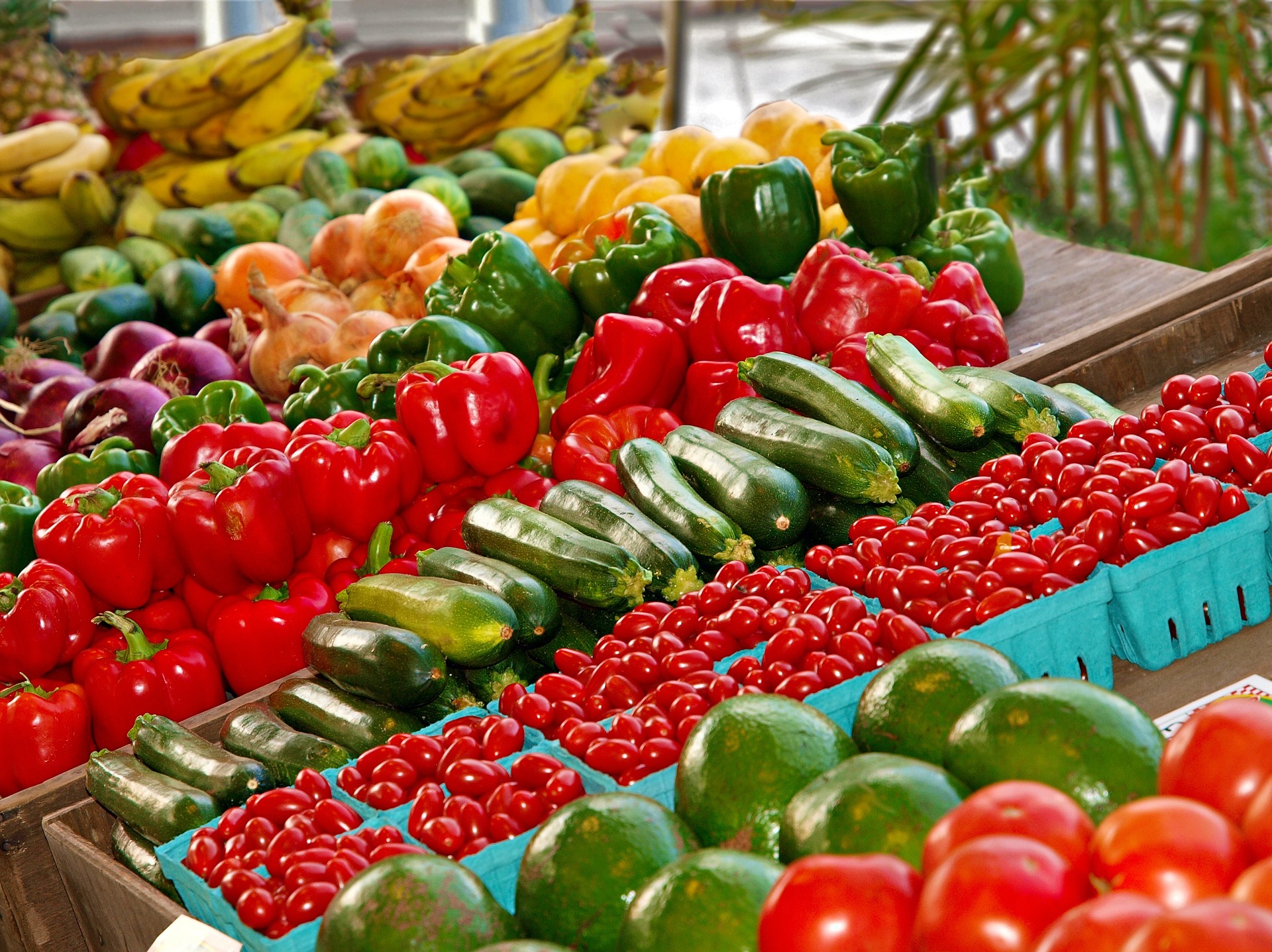 ovocie a zelenina na trhu
